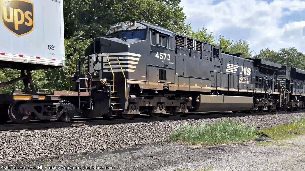 NS 4573